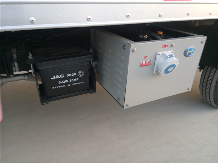 冷藏车备电系统工作原理说明 220v/380v外接电源制冷系统介绍